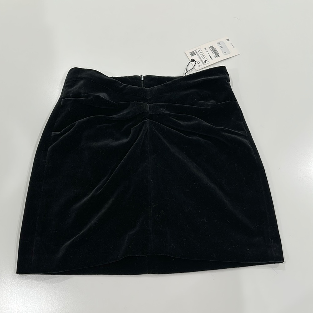 Zara new velvet skirt